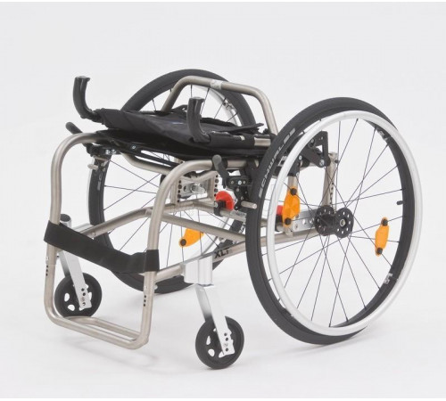 Кресло-коляска активного типа MET Invacare XLT